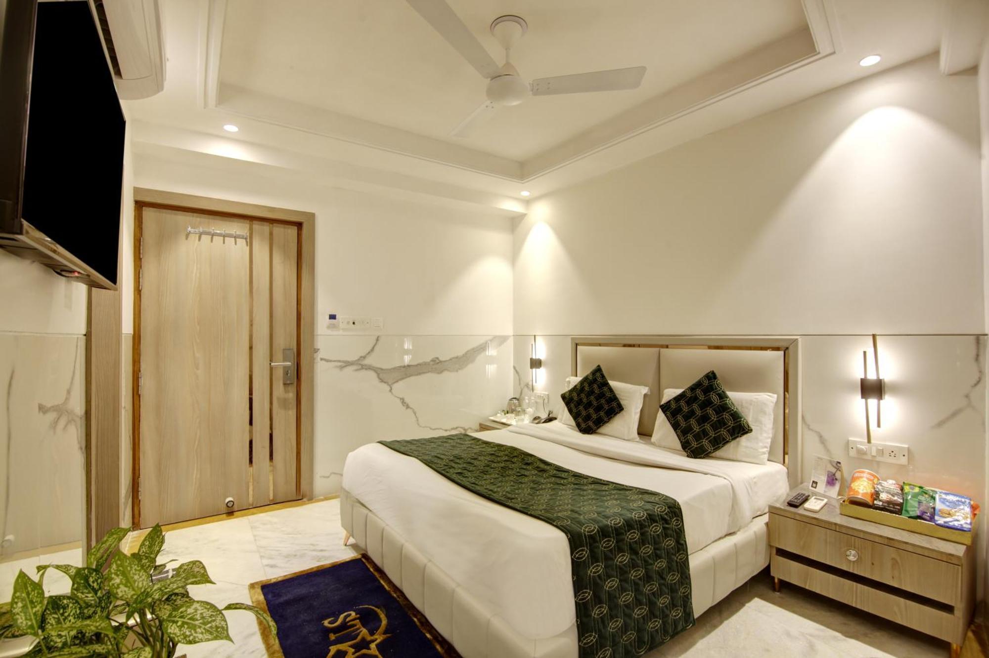 Hotel International Inn - Near Delhi Airport New Delhi Bagian luar foto