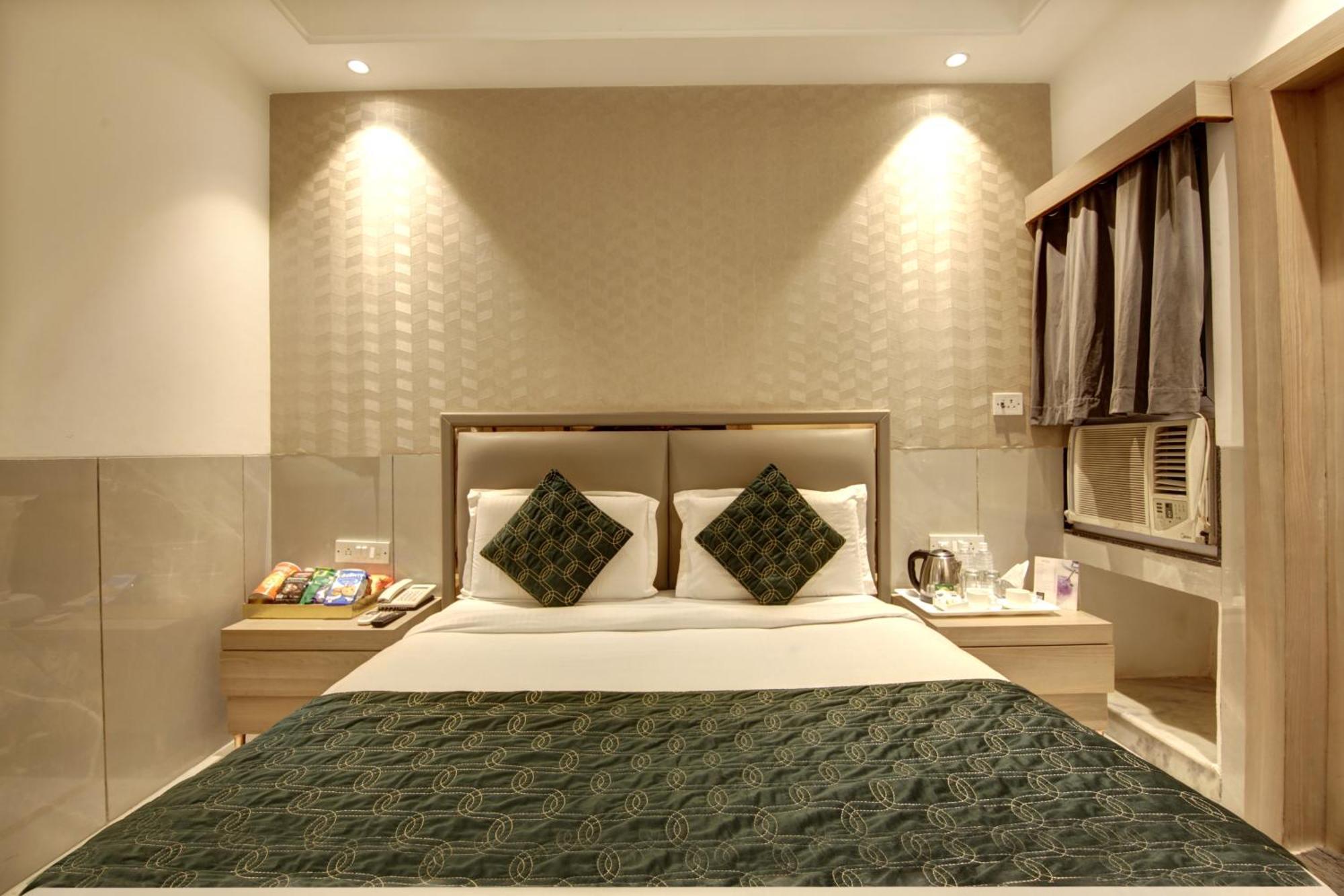 Hotel International Inn - Near Delhi Airport New Delhi Bagian luar foto