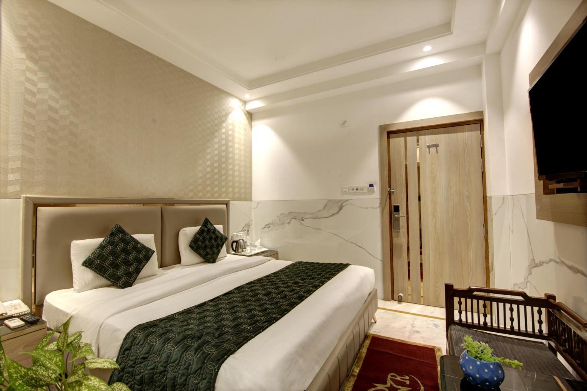 Hotel International Inn - Near Delhi Airport New Delhi Bagian luar foto