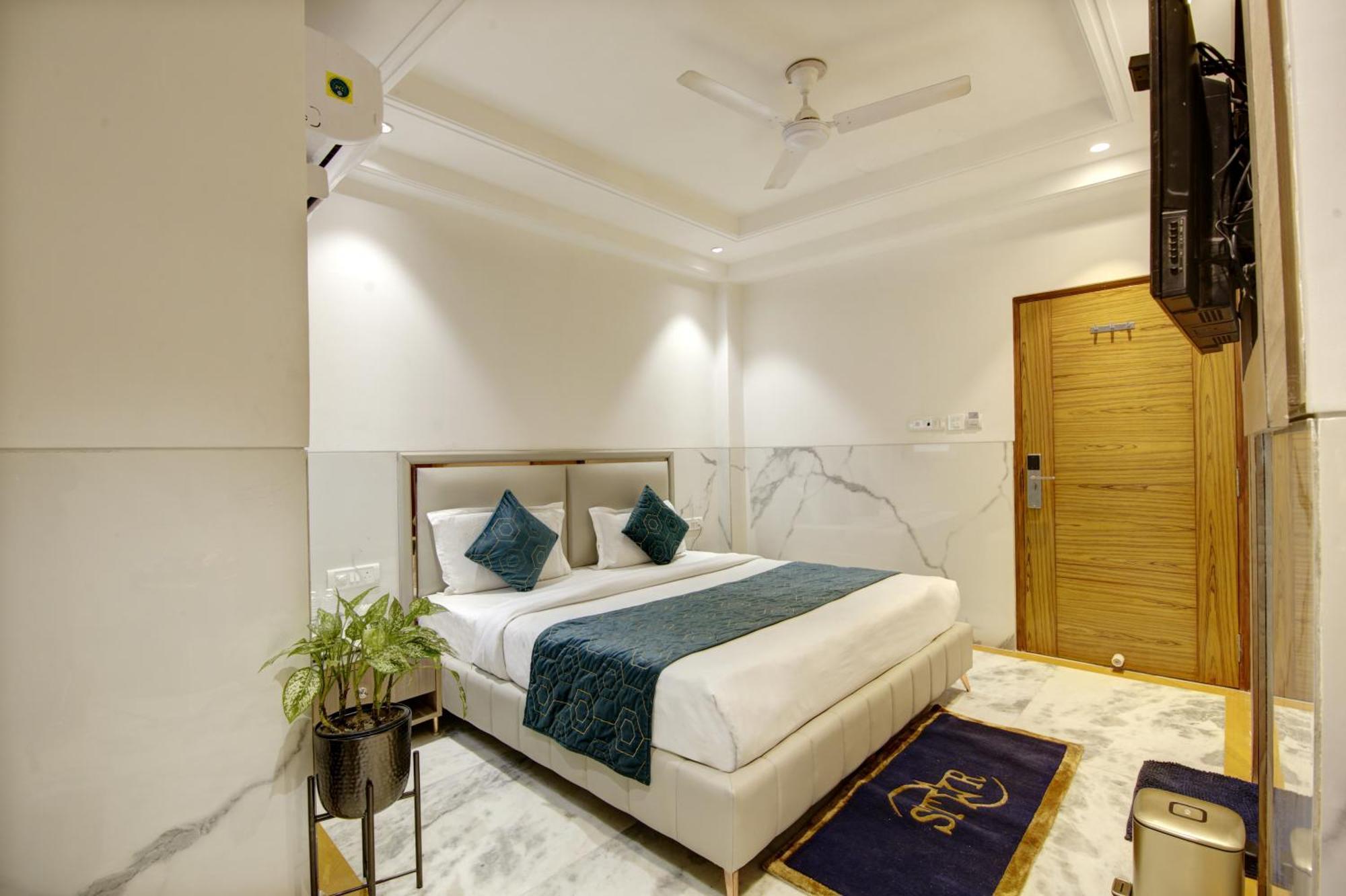 Hotel International Inn - Near Delhi Airport New Delhi Bagian luar foto