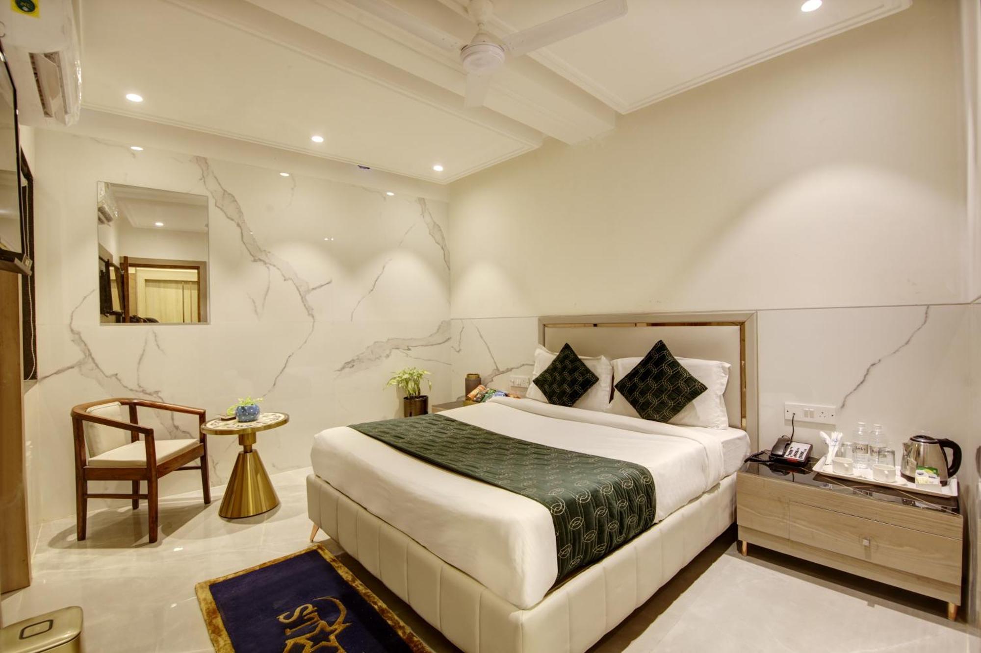 Hotel International Inn - Near Delhi Airport New Delhi Bagian luar foto